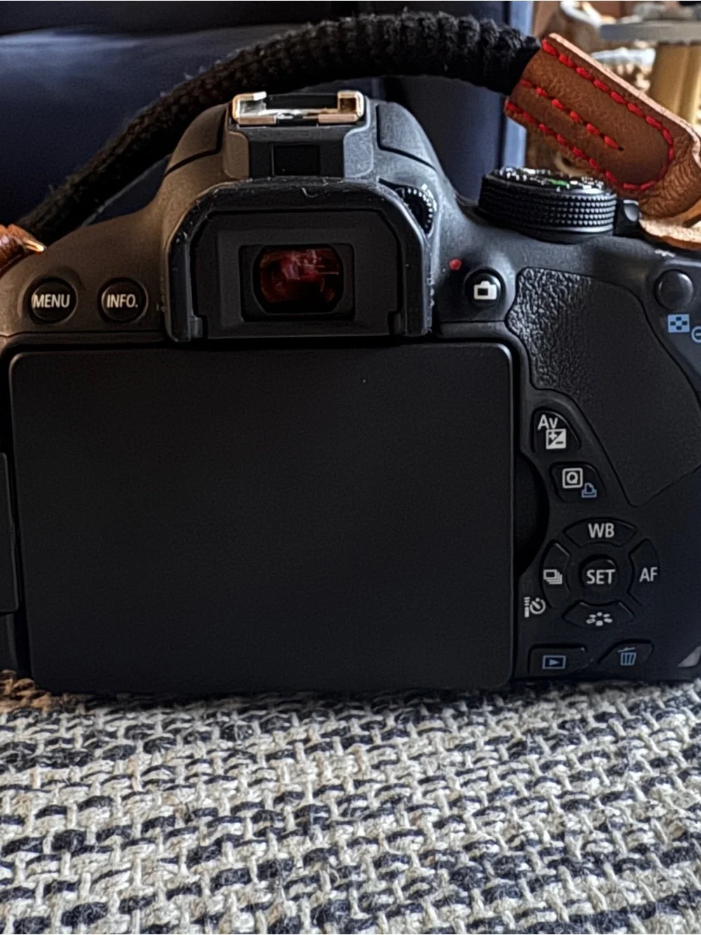 Canon branded dslr